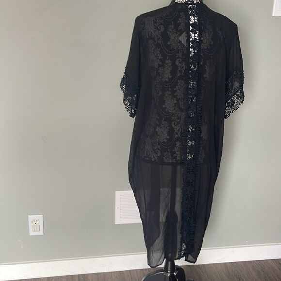 Echo New York Solid Chiffon Kimono with Lace (Black) Women's Clothing - Picture 2 of 3
